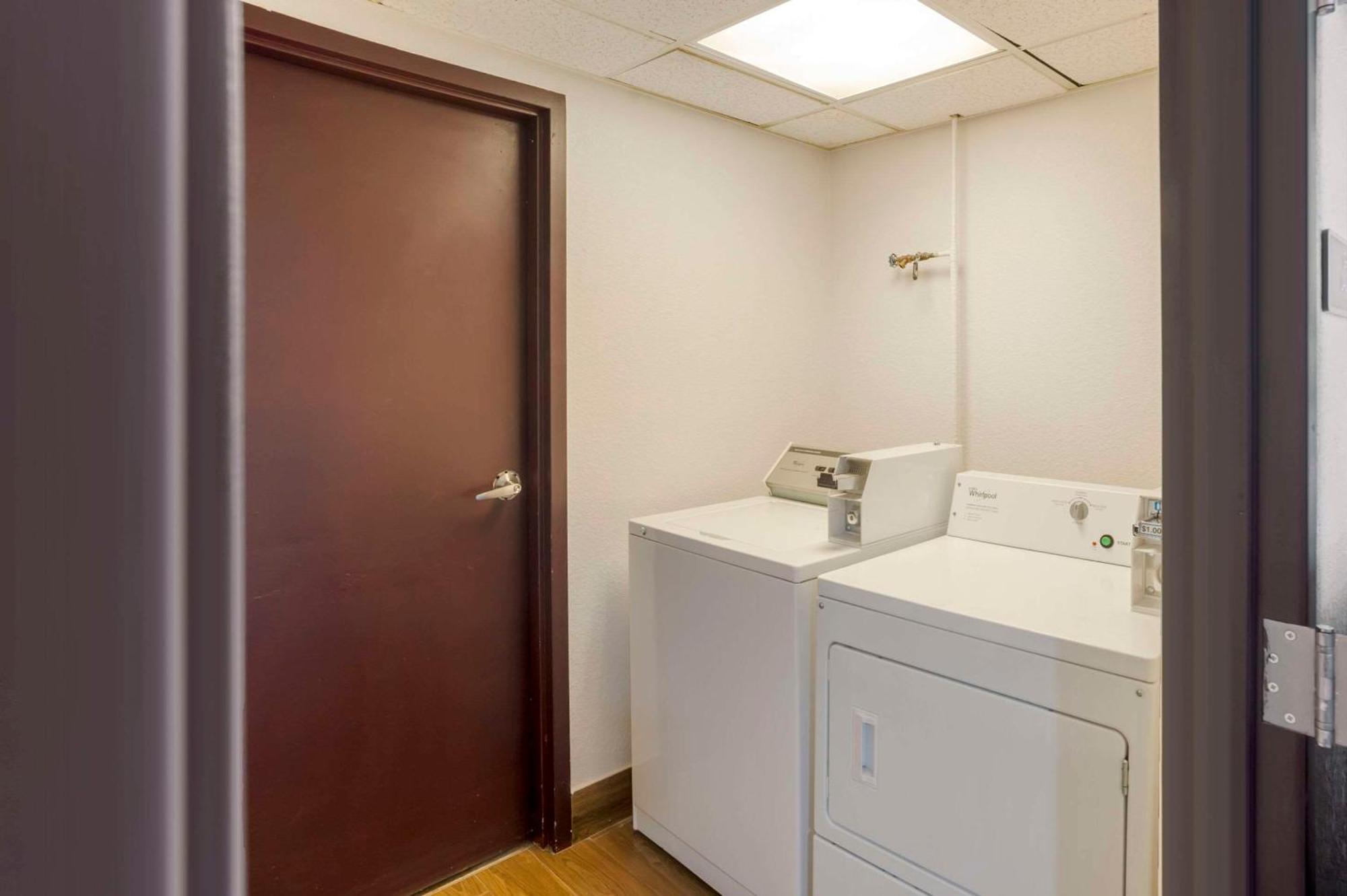 Comfort Inn Asheville Airport Флетчер Экстерьер фото