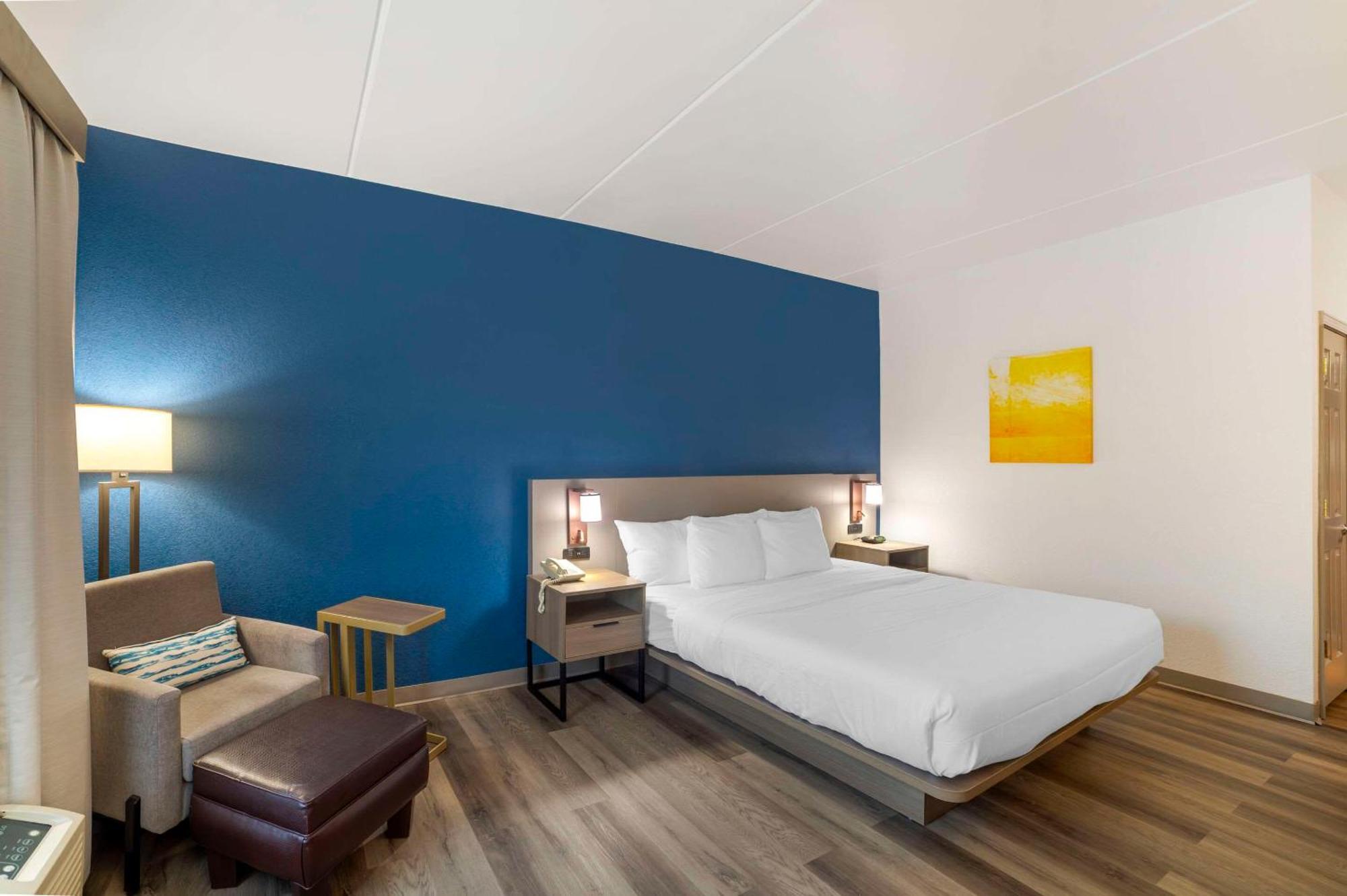 Comfort Inn Asheville Airport Флетчер Экстерьер фото