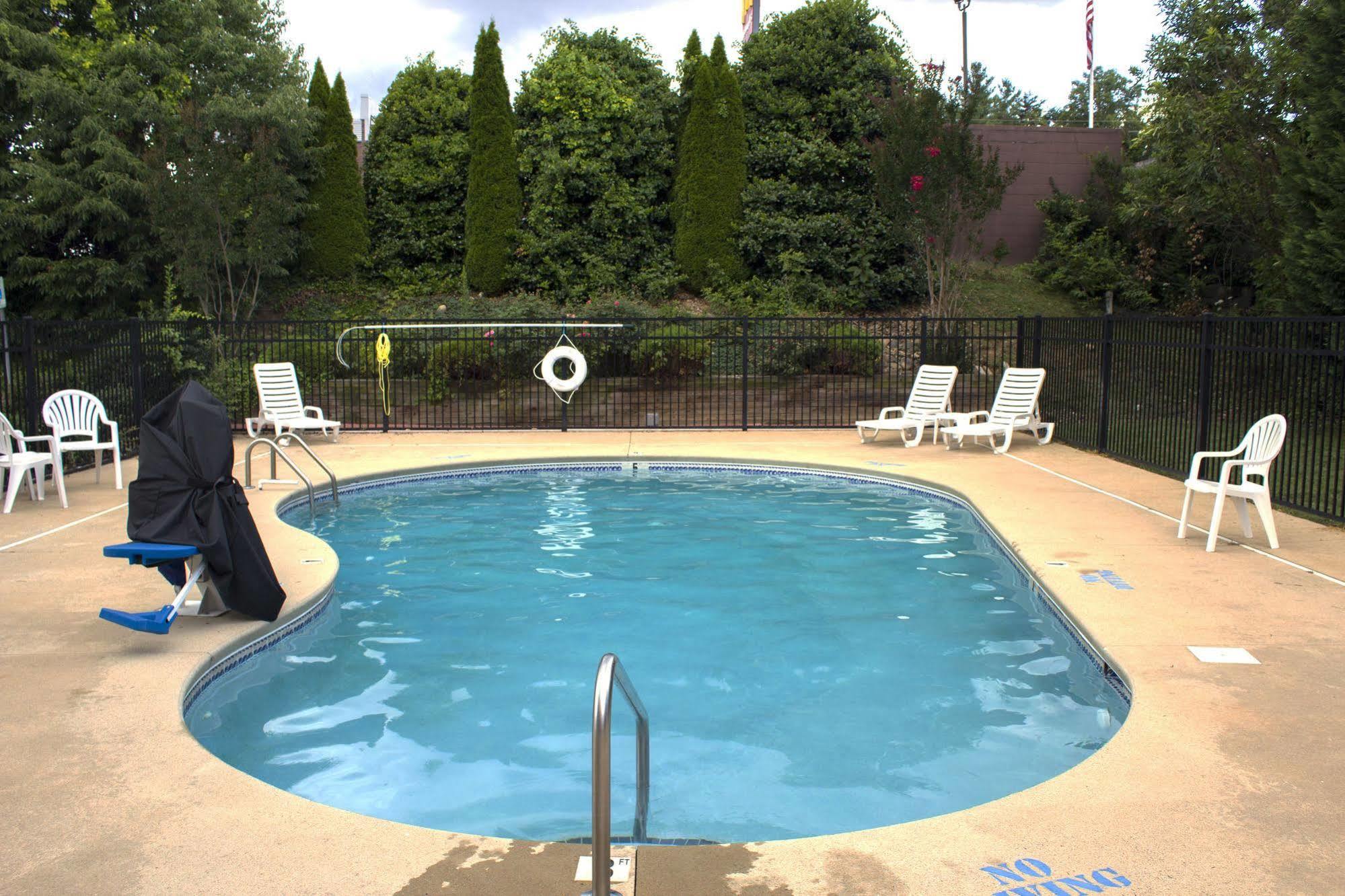 Comfort Inn Asheville Airport Флетчер Экстерьер фото